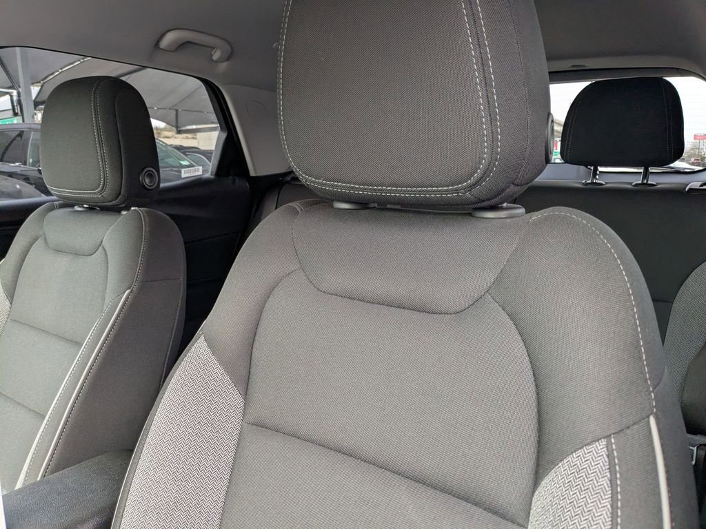 Used 2025 Chevrolet TrailBlazer LT image 15