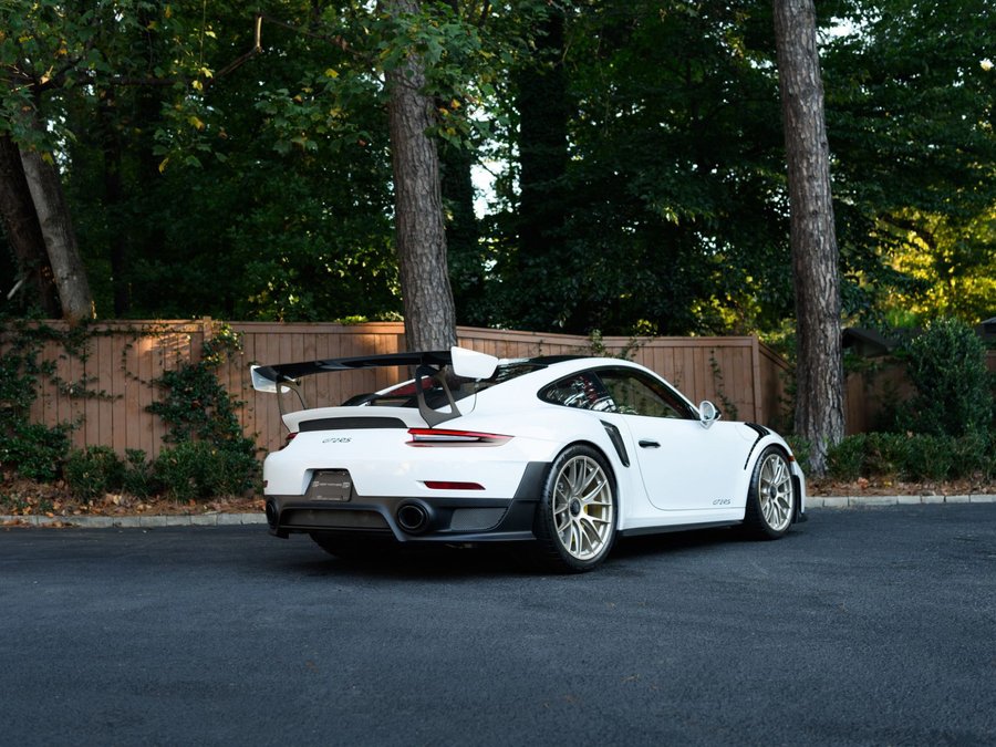 Used 2018 Porsche 911 GT2 RS RWD image 7