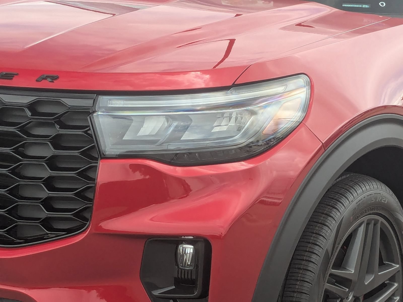 New 2026 Ford Explorer ST-Line w/ ST-Line Street Pack AWD/4WD image 9