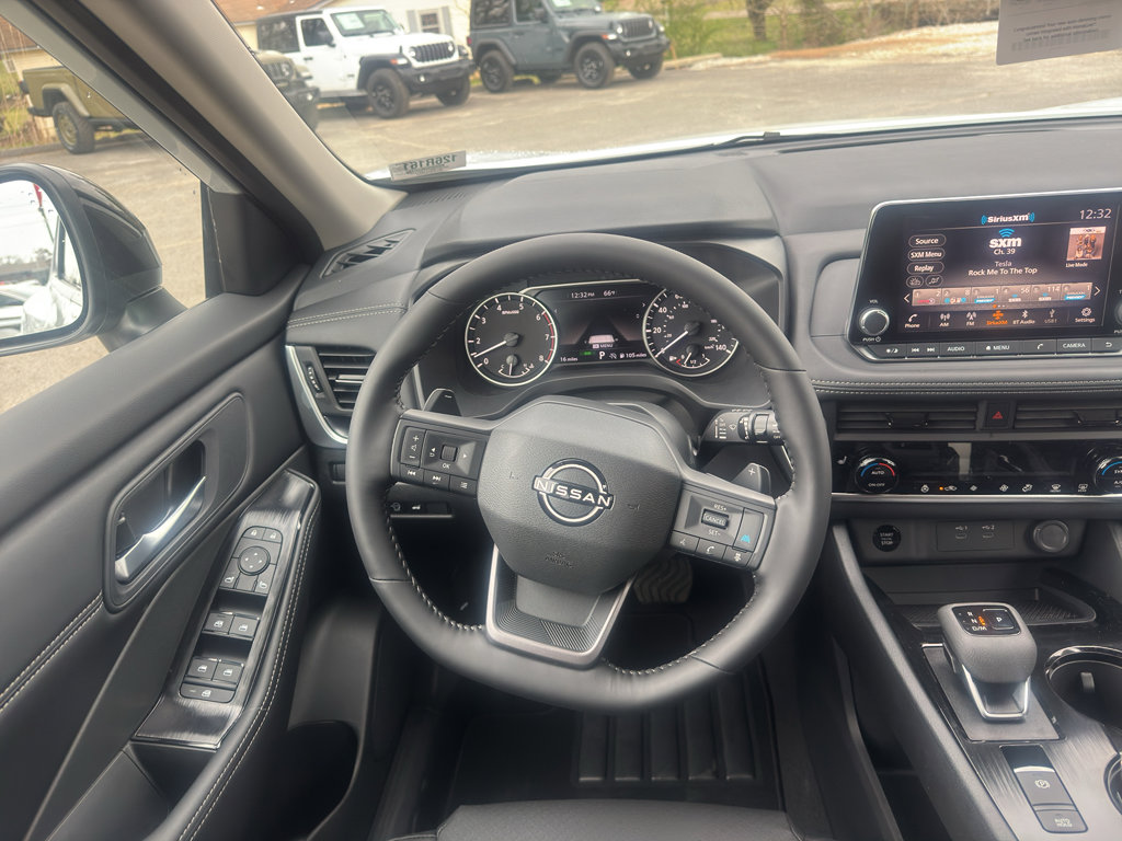 New 2026 Nissan Rogue SV image 14