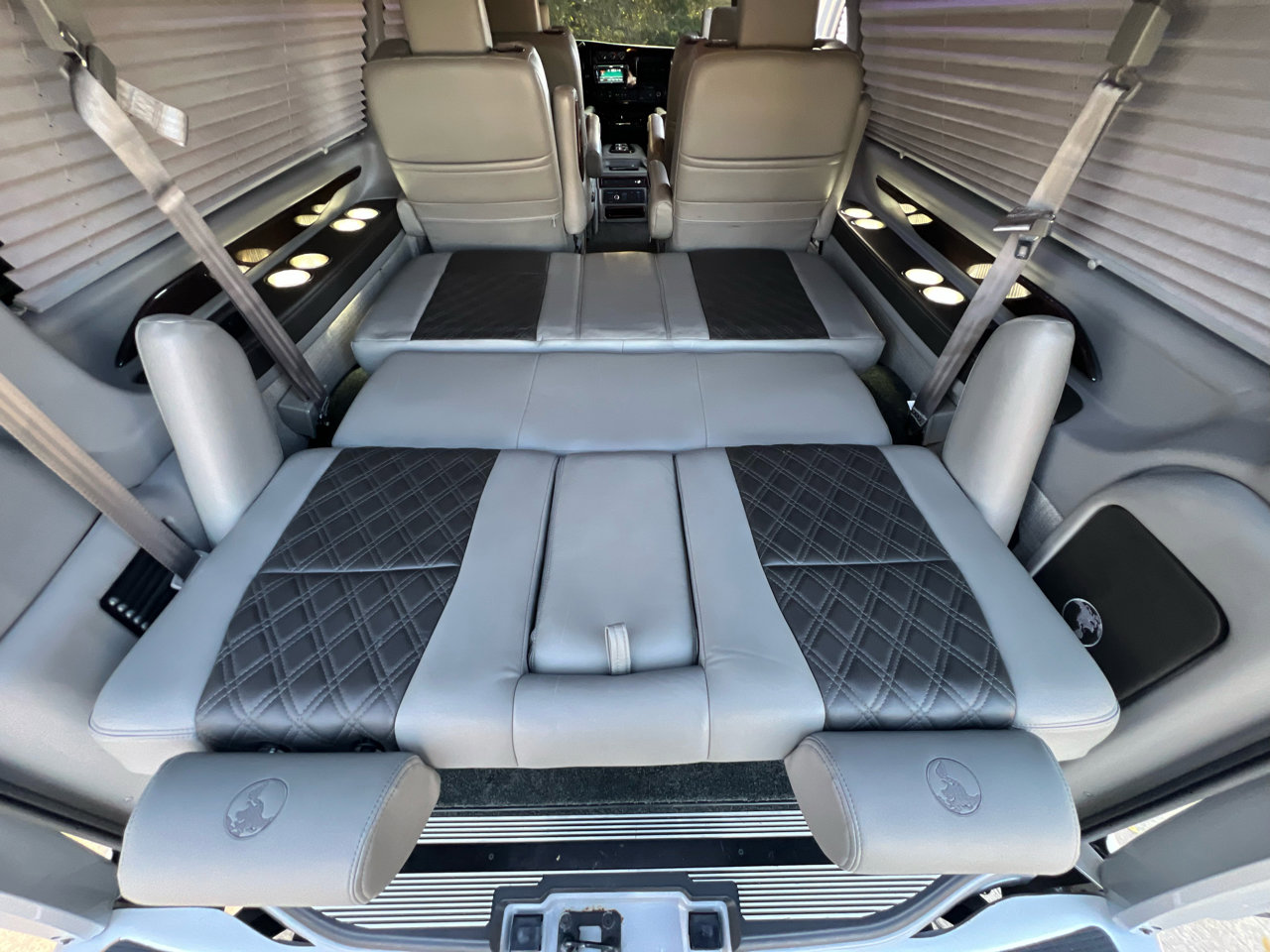 Used 2022 Chevrolet Express 2500 Extended w/ Enhanced Convenience Package image 45