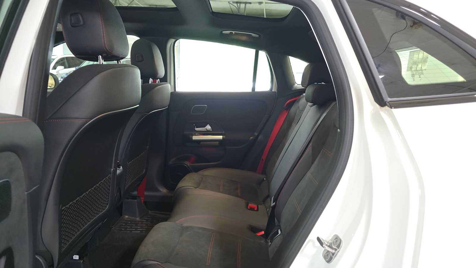 Used 2026 Mercedes-Benz GLA 35 AMG 4MATIC image 16