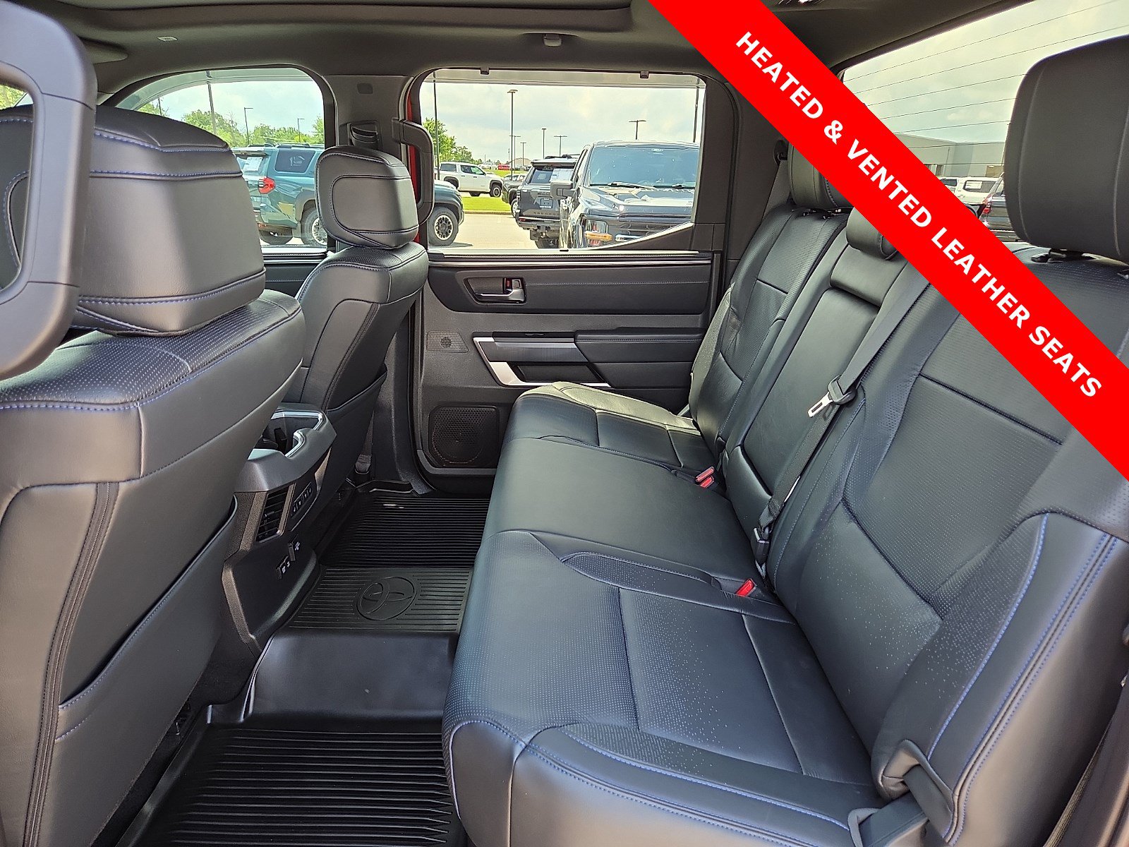 Used 2025 Toyota Tundra Platinum AWD/4WD image 10