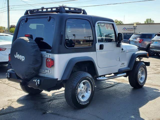 Used 2004 Jeep Wrangler Sport image 3