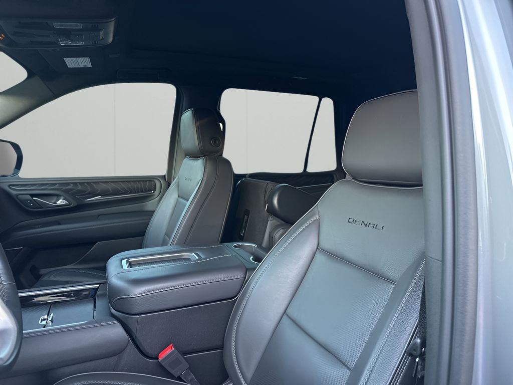 Used 2024 GMC Yukon Denali image 26