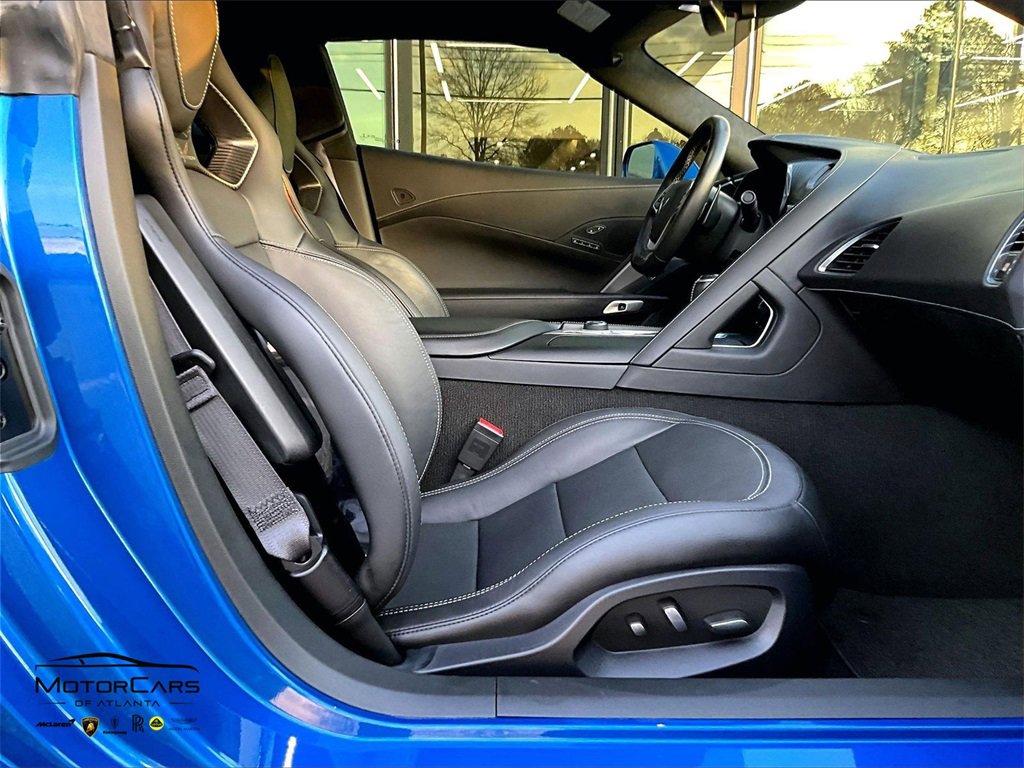 Used 2016 Chevrolet Corvette Z06 w/ 3LZ Preferred Equipment Group image 8