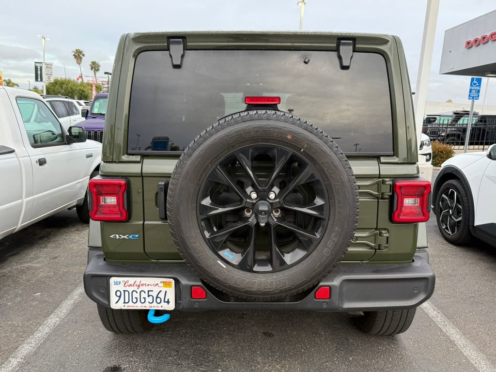 Used 2023 Jeep Wrangler Unlimited Sahara w/ Safety Group image 8