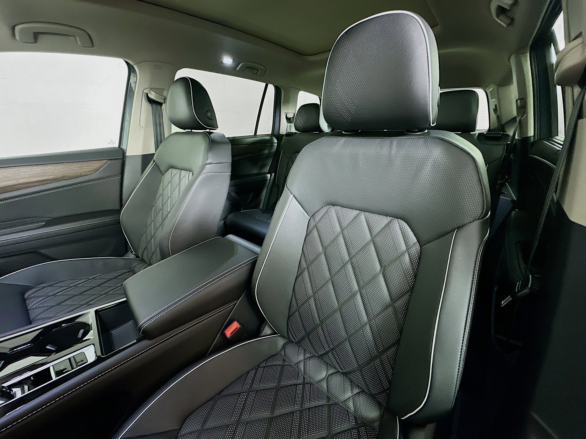 New 2026 Volkswagen Atlas SEL Premium R-Line image 20