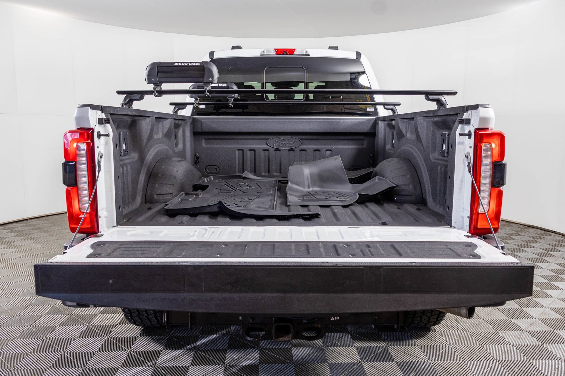 Used 2023 Ford F250 XL w/ 360-Degree Camera Package image 39