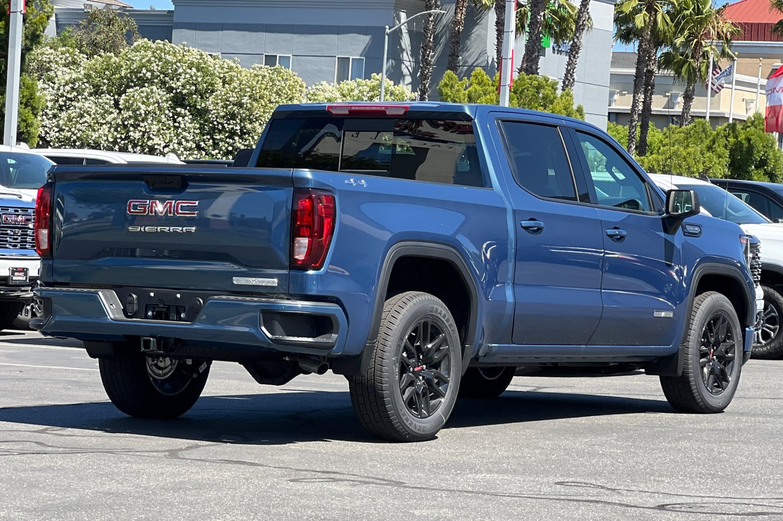New 2026 GMC Sierra 1500 Elevation w/ Preferred Package AWD/4WD image 5