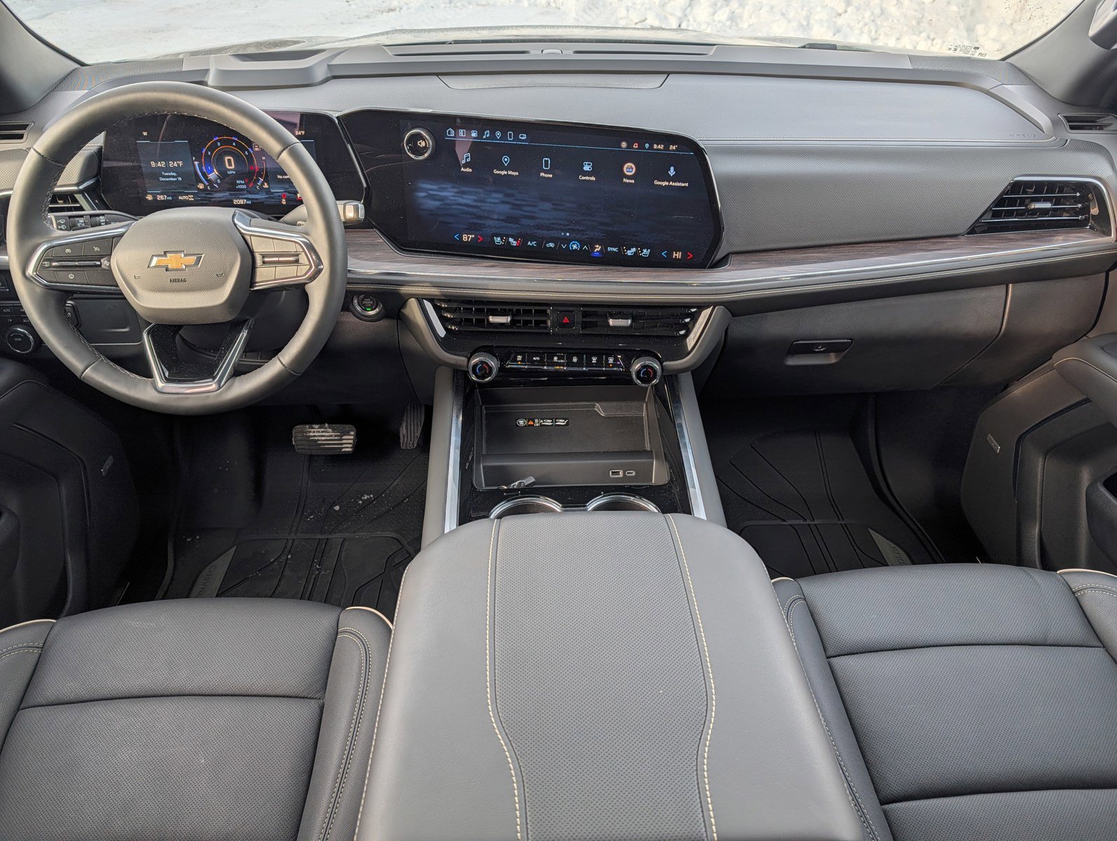 Used 2025 Chevrolet Tahoe Premier image 16