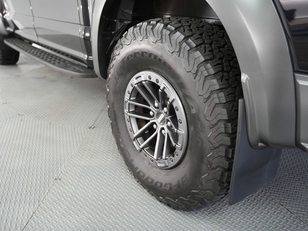 Used 2020 Ford F150 Raptor w/ Equipment Group 802A Luxury image 66