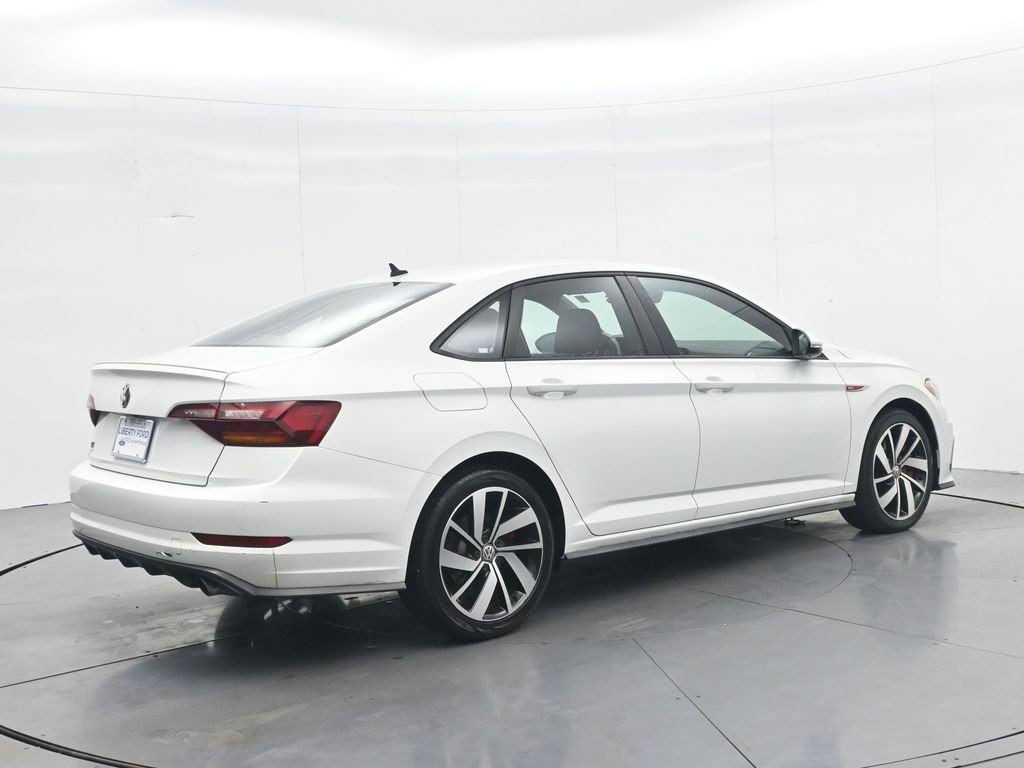 Used 2019 Volkswagen Jetta GLI FWD image 5
