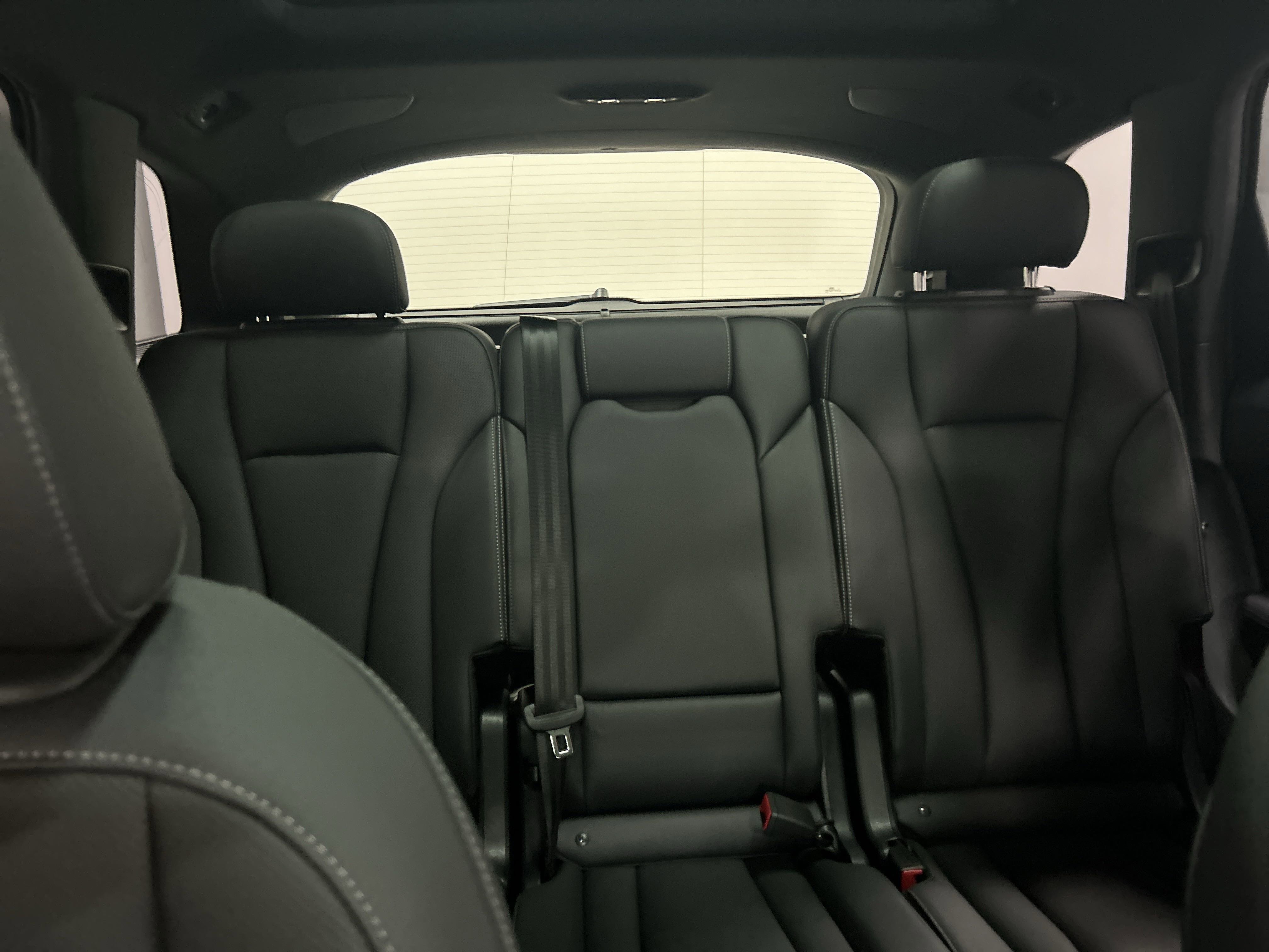 New 2025 Audi Q7 Premium Plus image 40