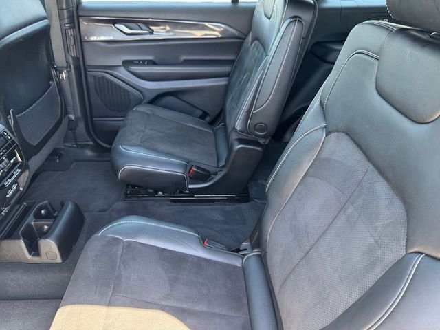 Certified 2023 Jeep Grand Cherokee L Laredo AWD/4WD image 17