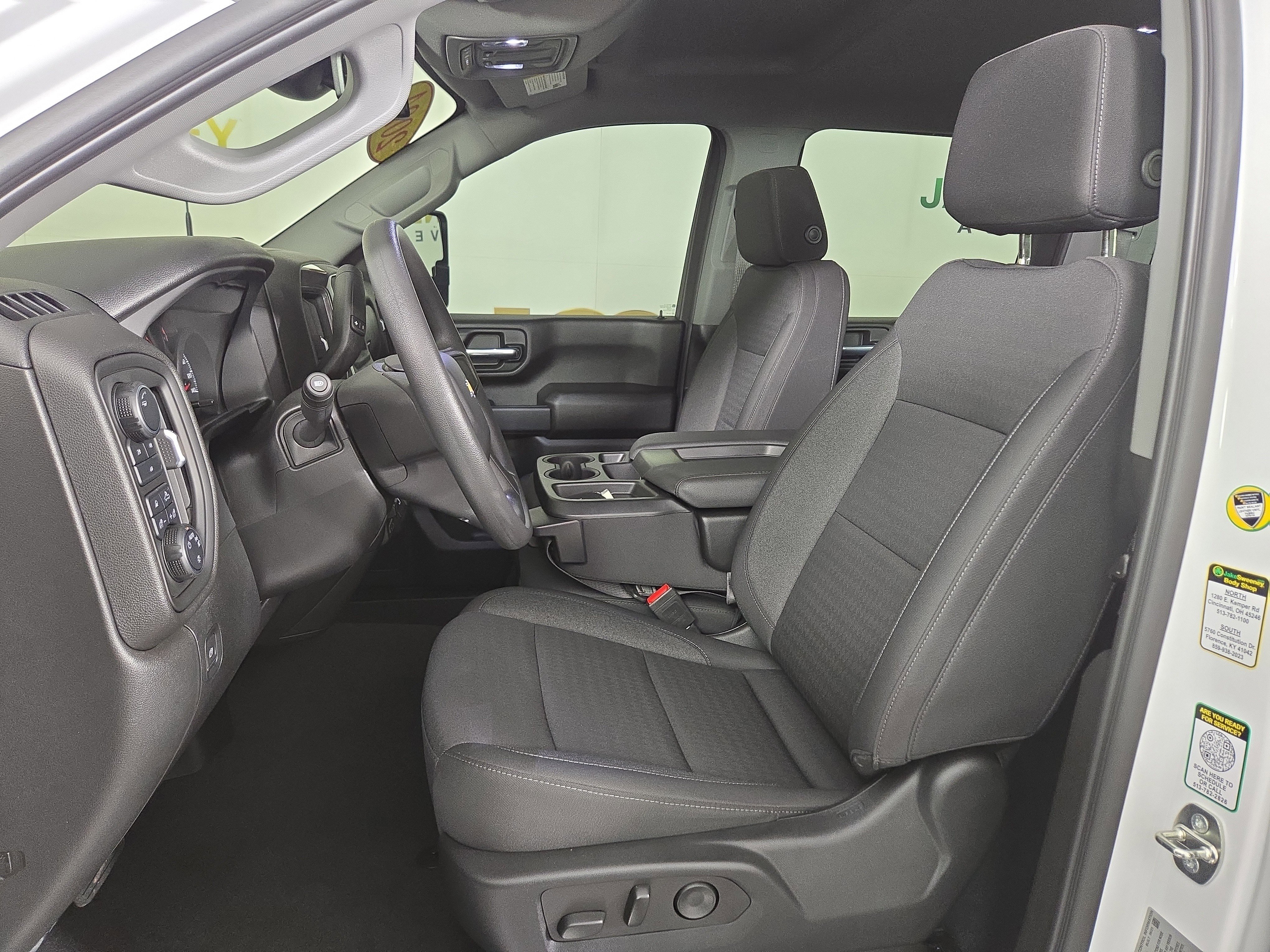 Used 2024 Chevrolet Silverado 2500 Custom w/ Custom Value Package image 11