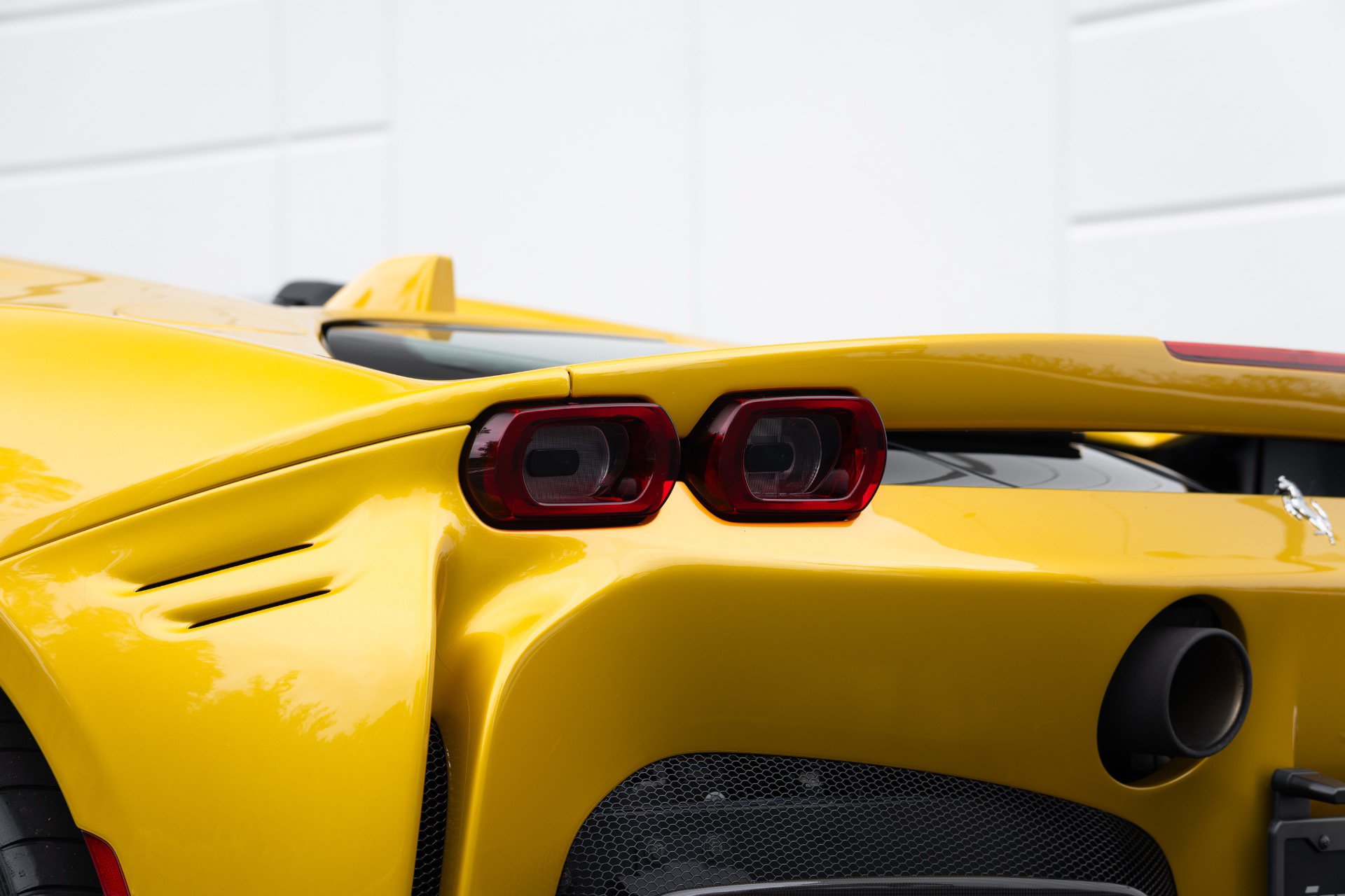 Used 2022 Ferrari SF90 Spider AWD/4WD image 41
