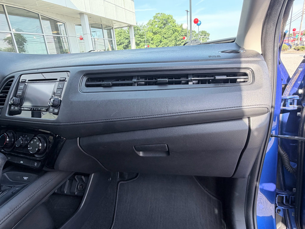 Used 2018 Honda HR-V LX image 19