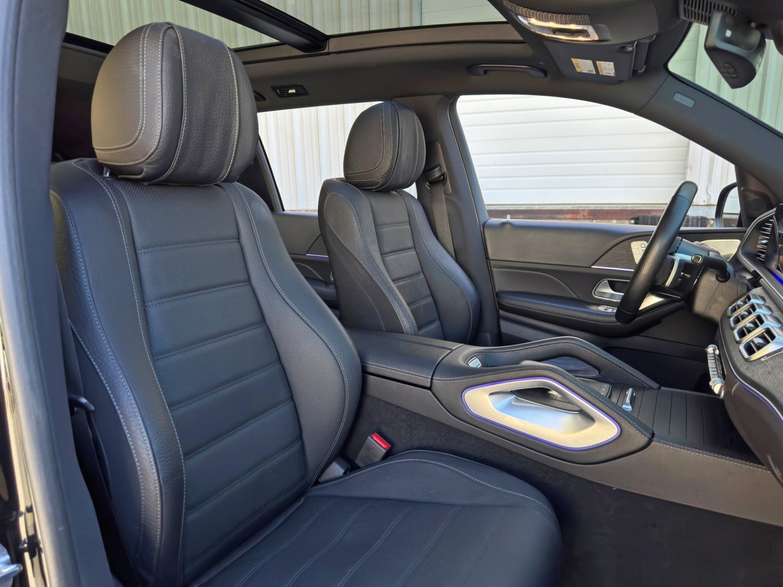 Used 2025 Mercedes-Benz GLS 580 4MATIC image 46
