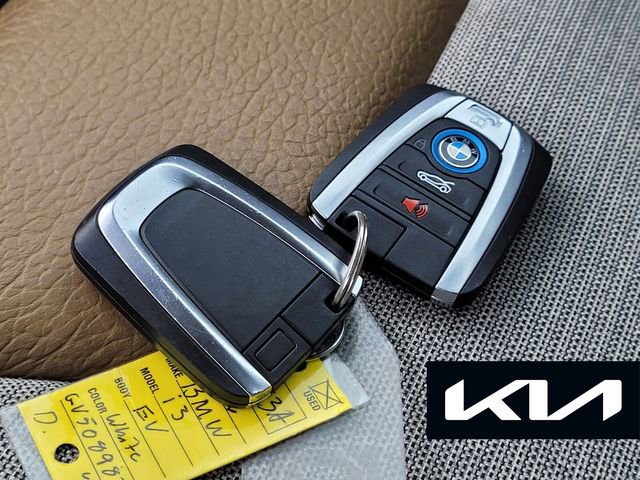 Used 2016 BMW i3 w/ Range Extender RWD image 30