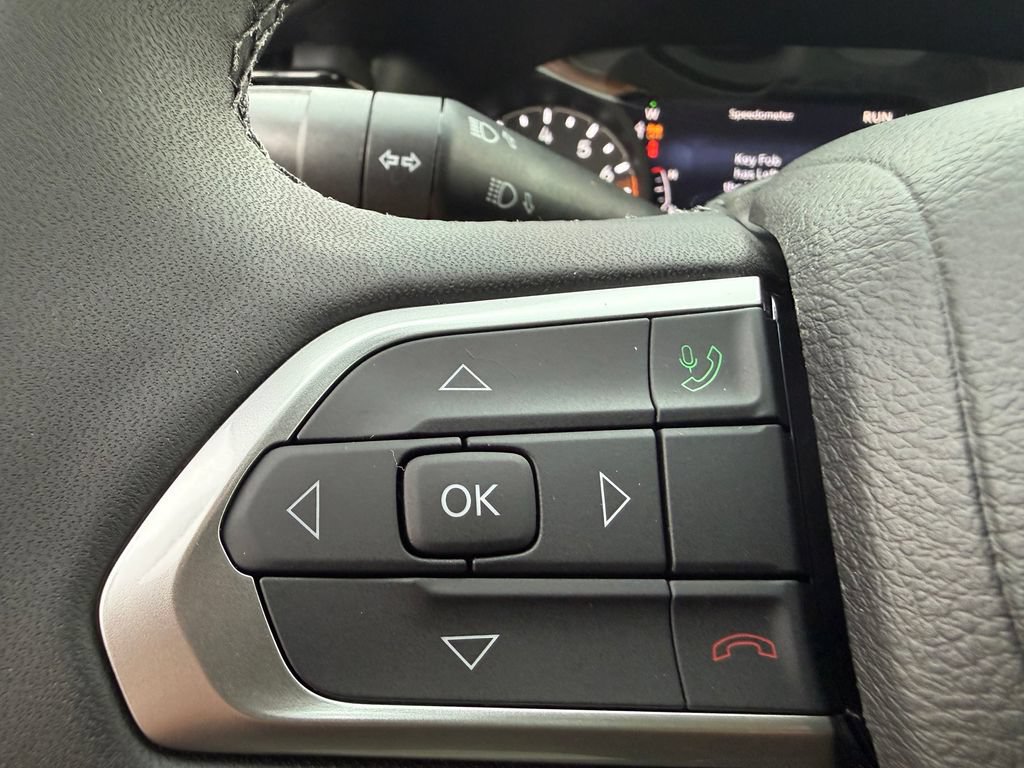 New 2026 Jeep Compass Latitude AWD/4WD image 18