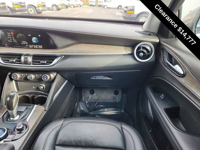 Used 2019 Alfa Romeo Stelvio Ti Lusso w/ Quick Order Package 22X Lusso image 20