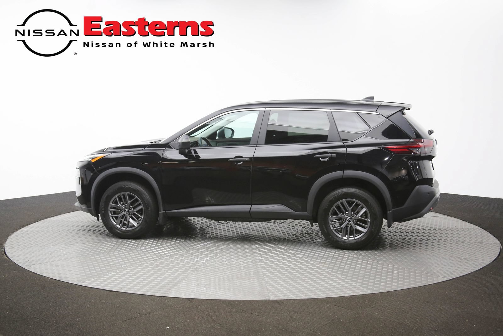 Used 2023 Nissan Rogue S AWD/4WD image 59