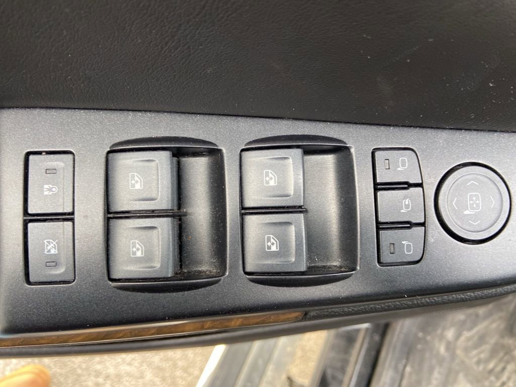 Used 2018 GMC Yukon Denali w/ Open Road Package image 15