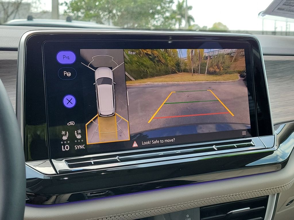 Certified 2026 Volkswagen Atlas SEL Premium R-Line AWD/4WD image 25