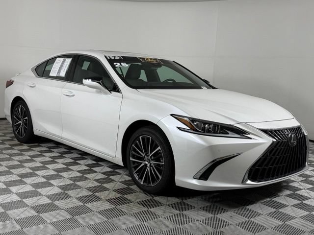Certified 2025 Lexus ES 300h w/ Premium Package FWD image 11