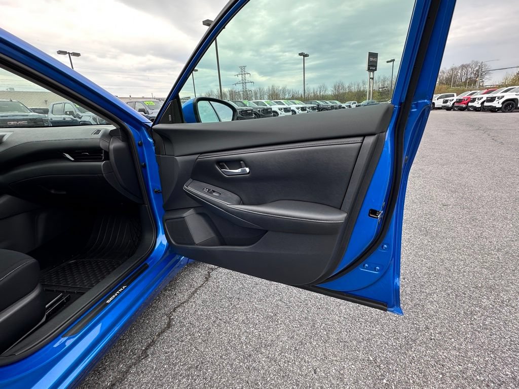 Used 2021 Nissan Sentra SV FWD image 15