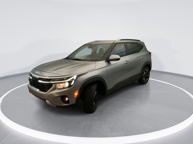 Used 2024 Kia Seltos EX FWD image 8