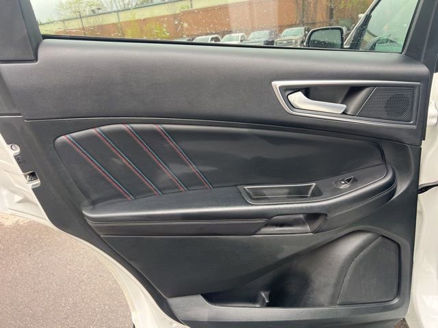 Used 2023 Ford Edge ST w/ Equipment Group 401A AWD/4WD image 17