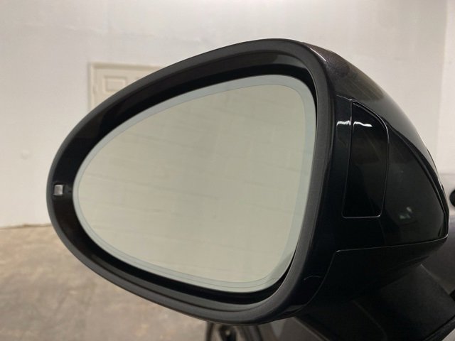 Used 2017 Porsche Macan GTS w/ Premium Package Plus image 79