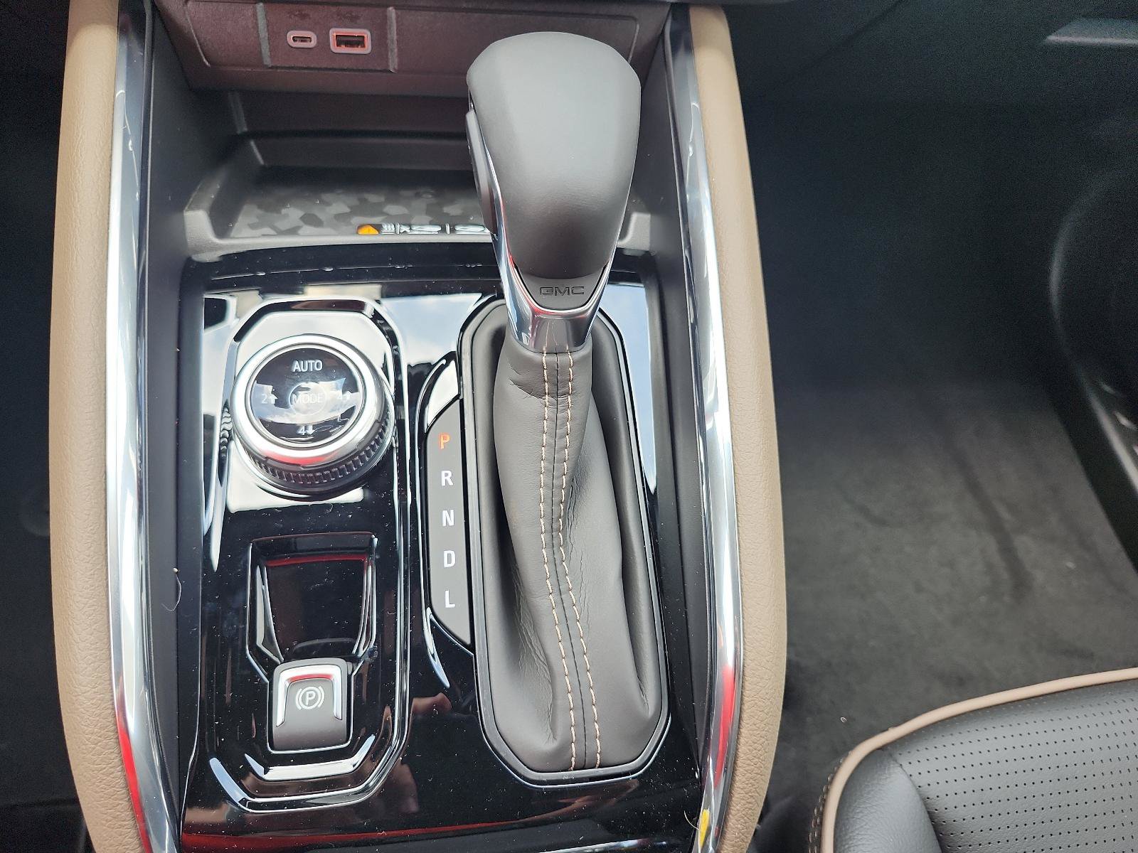 New 2026 GMC Canyon Denali AWD/4WD image 17