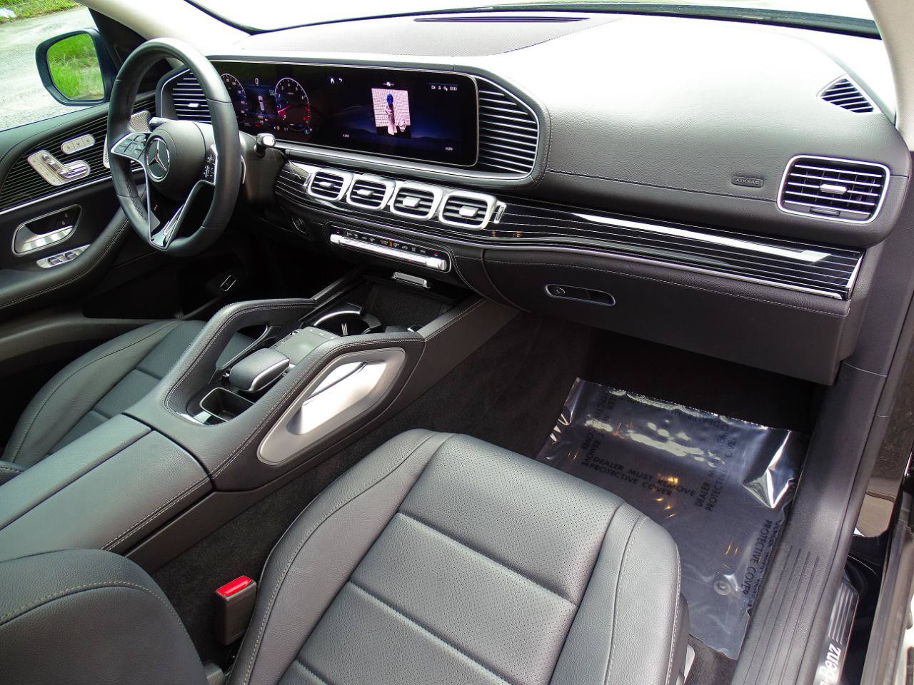 Used 2024 Mercedes-Benz GLE 350 4MATIC w/ 3rd Row Seat Package image 43