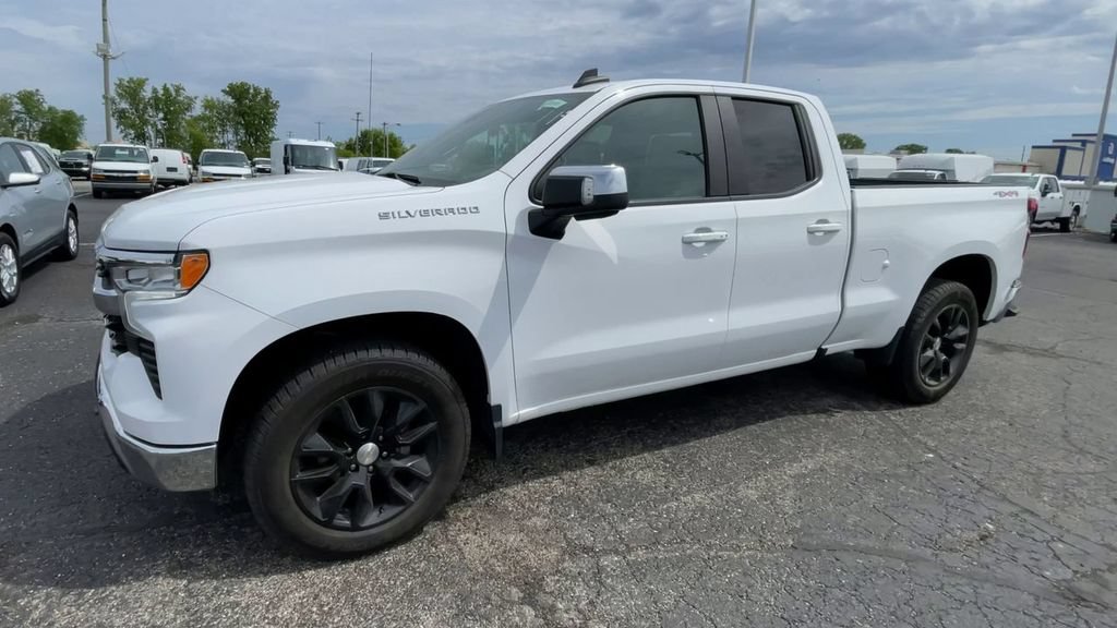 Used 2023 Chevrolet Silverado 1500 LT w/ All Star Edition Plus AWD/4WD image 6