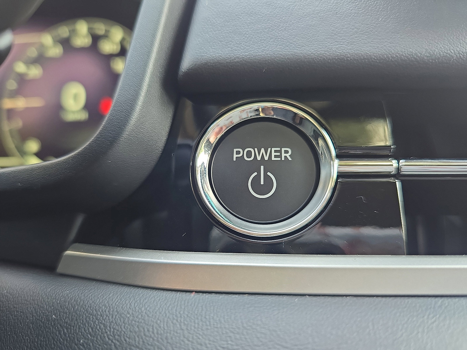 New 2025 Mitsubishi Outlander SE image 23