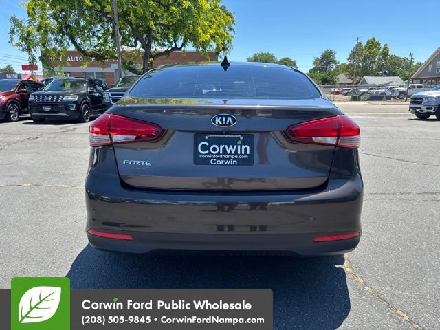 Used 2017 Kia Forte LX w/ LX Popular Package FWD image 6