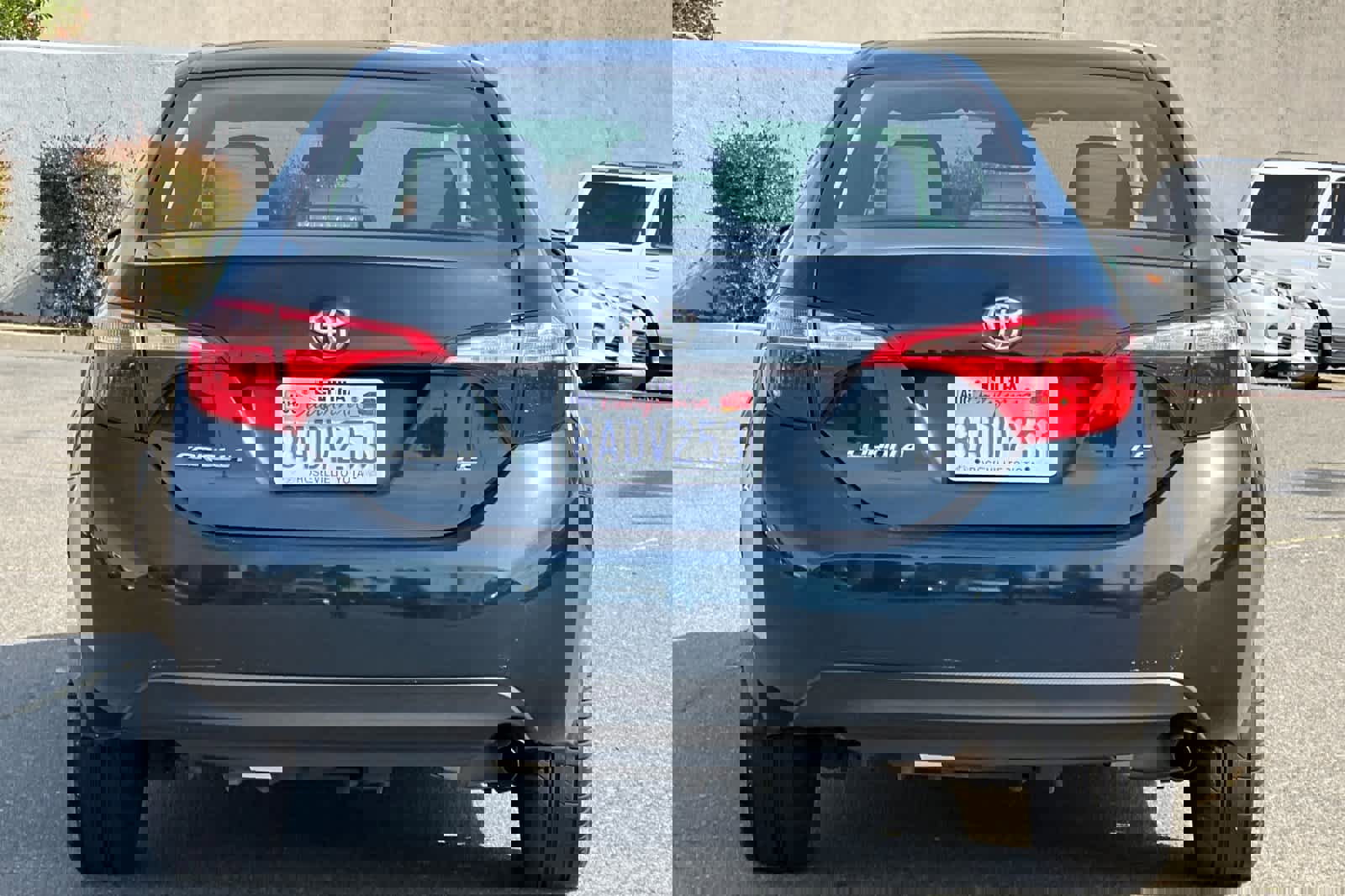 Used 2017 Toyota Corolla LE image 8