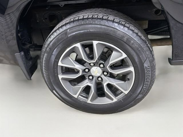 Used 2019 Chevrolet Silverado 1500 LT w/ Texas Edition AWD/4WD image 29