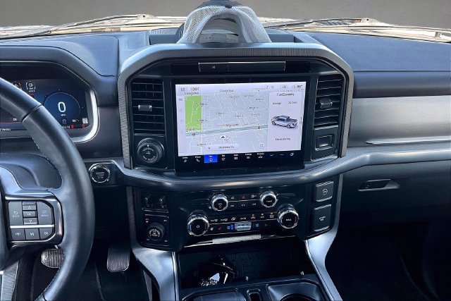 Used 2025 Ford F150 Platinum AWD/4WD image 4