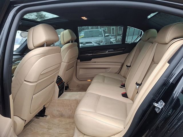 Used 2013 BMW 750Li image 13