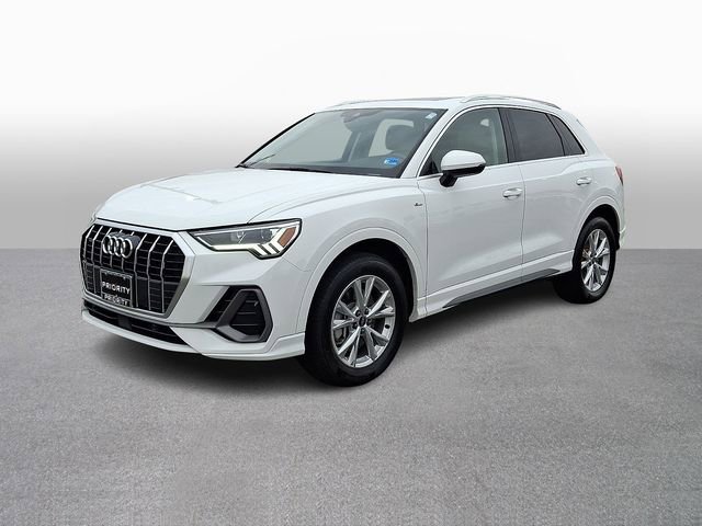 Used 2024 Audi Q3 2.0T Premium image 1