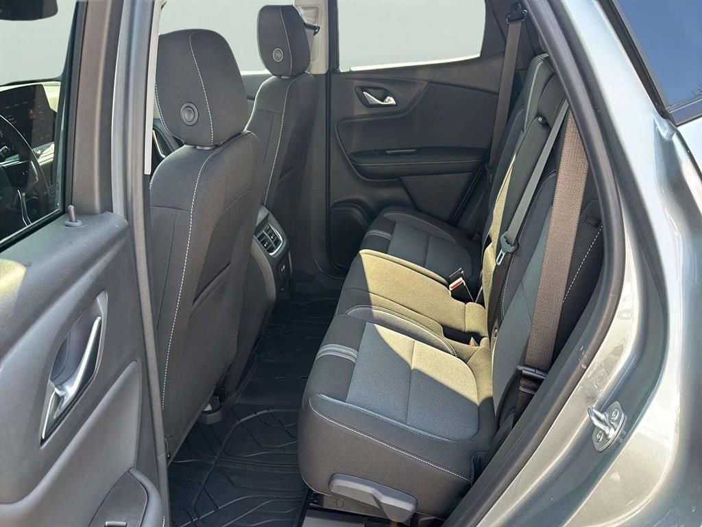 Used 2023 Chevrolet Blazer LT w/ Convenience Package image 11
