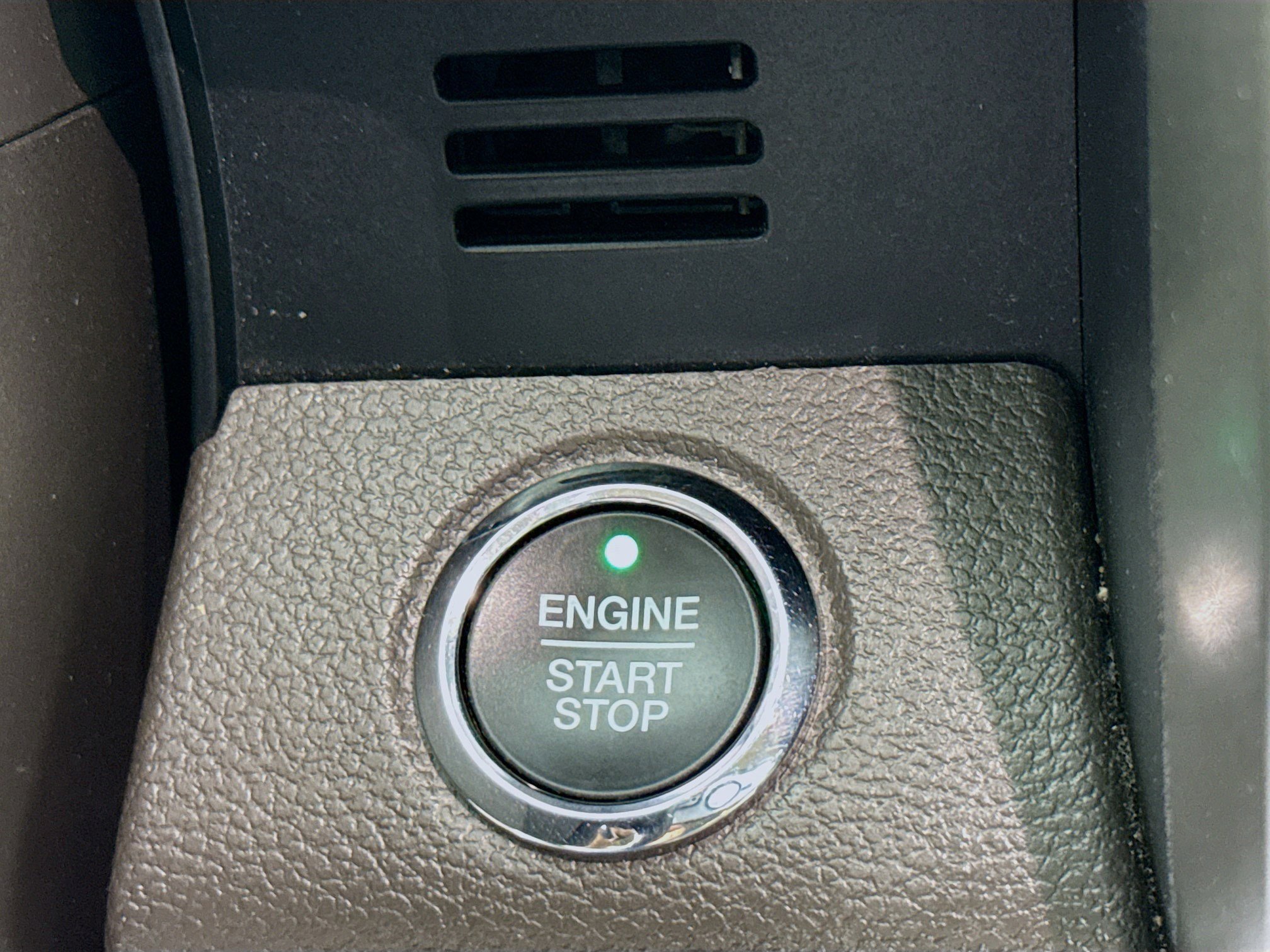 Used 2020 Ford Expedition XLT w/ Equipment Group 202A image 21