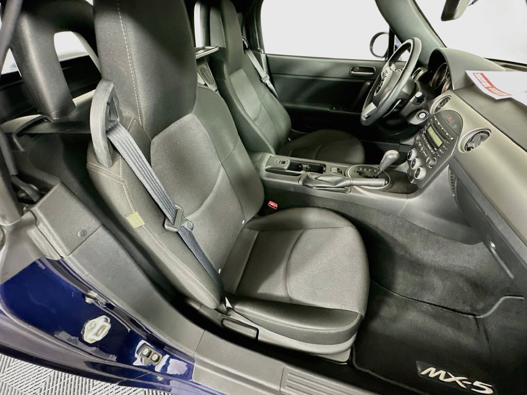 Used 2012 MAZDA MX-5 Miata Touring RWD image 30
