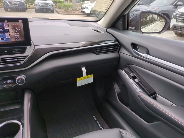 New 2025 Nissan Altima 2.5 SR w/ SR Premium Package image 15