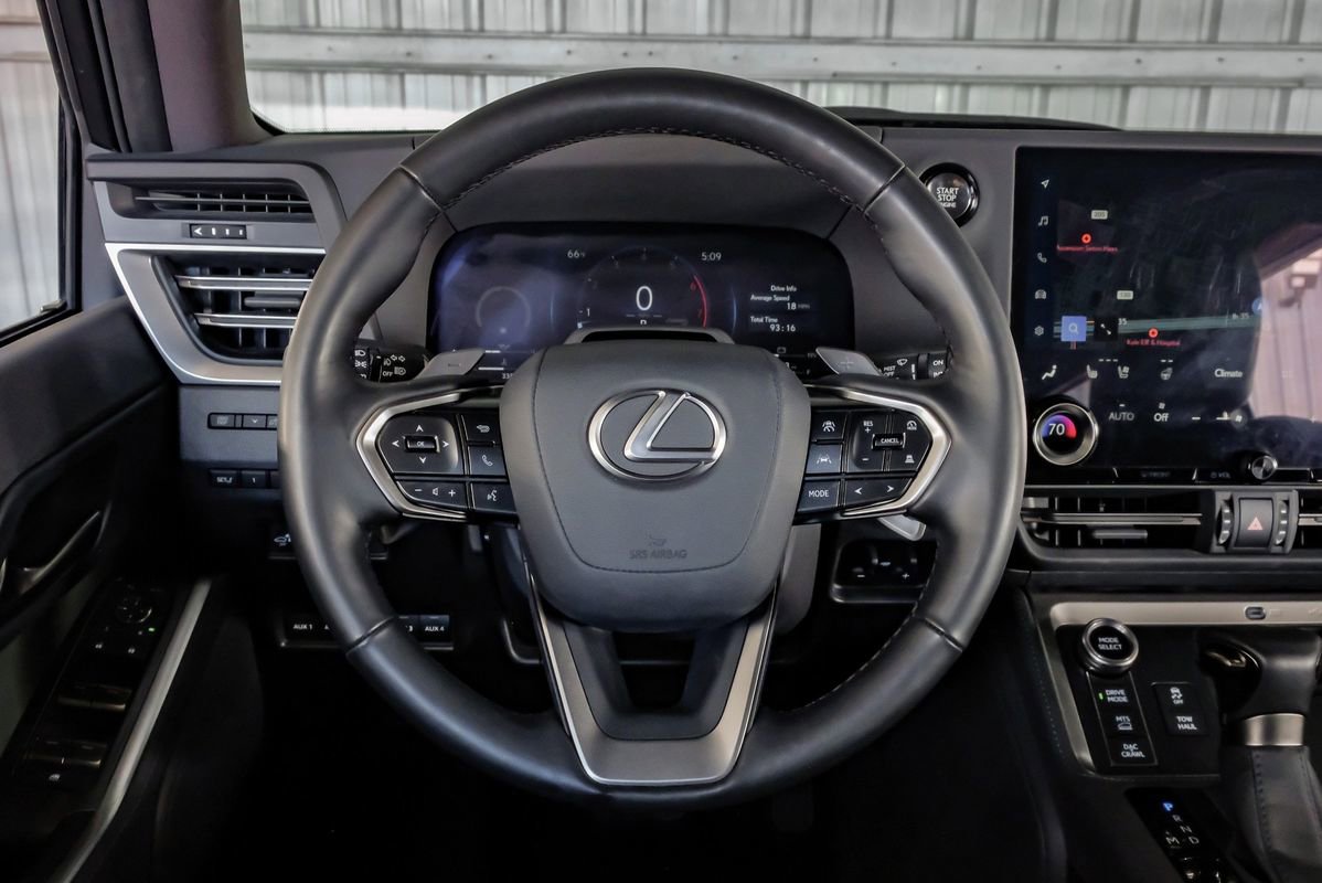 Used 2025 Lexus GX 550 image 15