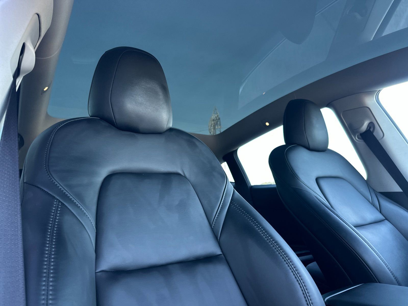 Used 2022 Tesla Model Y Performance AWD/4WD image 16